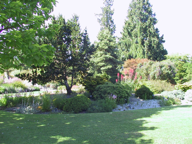 110-1016_IMG.JPG
 ORG[640 x 480] NOW[ 640 x 480]
(�␳�O�{��83���{���␳������100���ŕ\����)