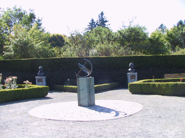 This picture is for quick loading of picture.