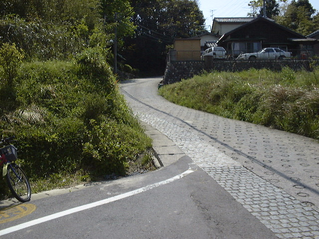 01.jpg
 ORG[640 x 480] NOW[ 640 x 480]
(�␳�O�{�����{���␳������100���ŕ\����)